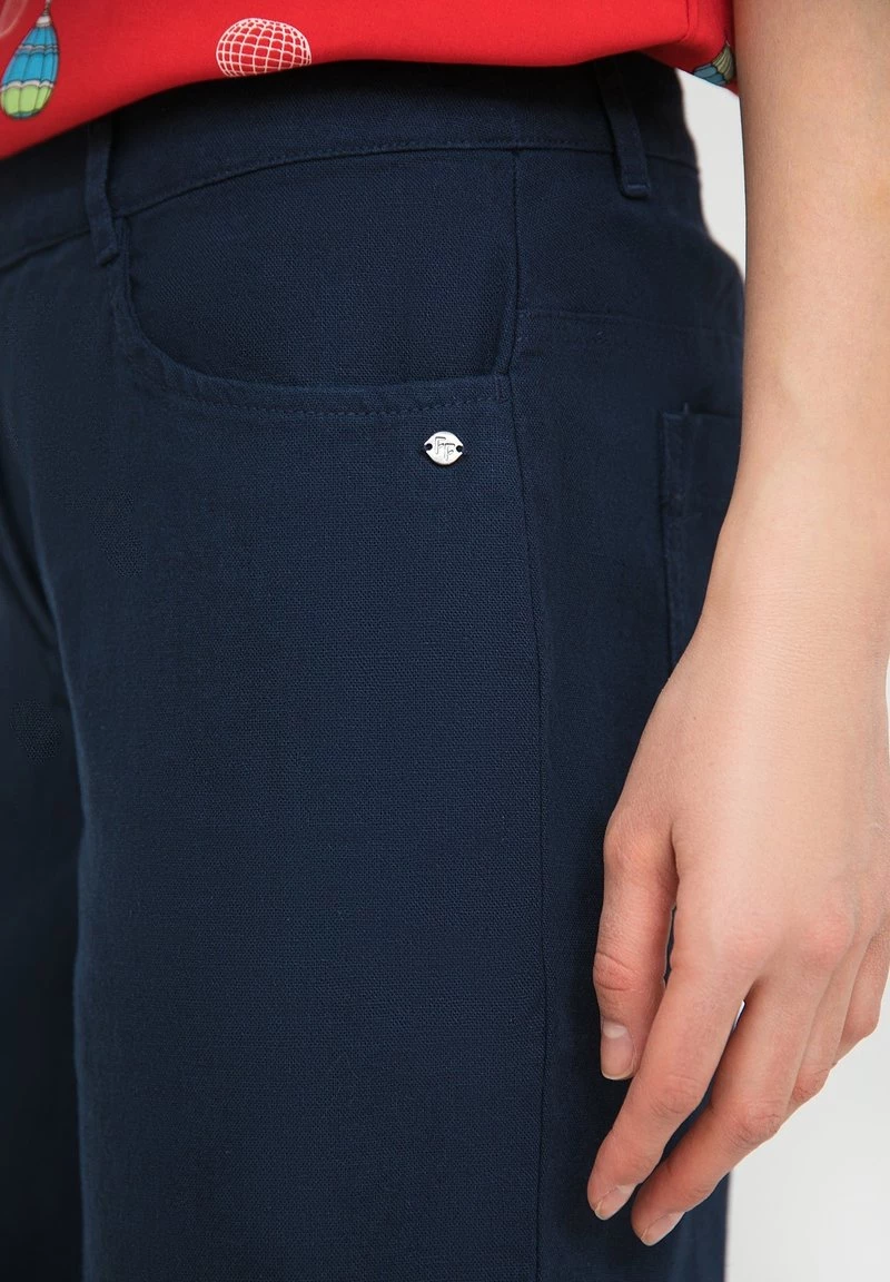 Finn Flare Damen MIT GERADEM SCHNITT - Shorts - Cosmic Blue 5 Finn Flare Damen MIT GERADEM SCHNITT - Shorts - Cosmic Blue – Bild 3