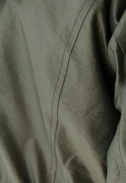 Finn Flare Damen MIT TAILLENSCHNÜRUNG - Parka - Olive 12 Finn Flare Damen MIT TAILLENSCHNÜRUNG - Parka - Olive -Finn Flare Verkaufsladen 089b29ff9eaa4404bd8c2d3dfc168861