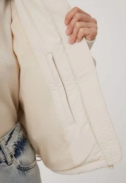 Finn Flare Übergangsjacke - Beige | Damen -Finn Flare Verkaufsladen 22d0d26ae0264e2cbe2aadcc1b52f461