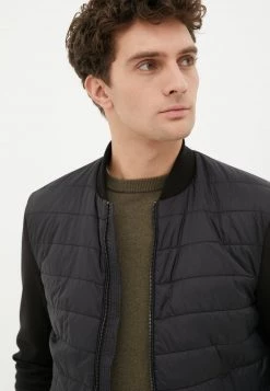 Finn Flare Übergangsjacke - Black | Herren 14 Finn Flare Übergangsjacke - Black | Herren -Finn Flare Verkaufsladen 39c66a618aa843cc906b259d461c4c47