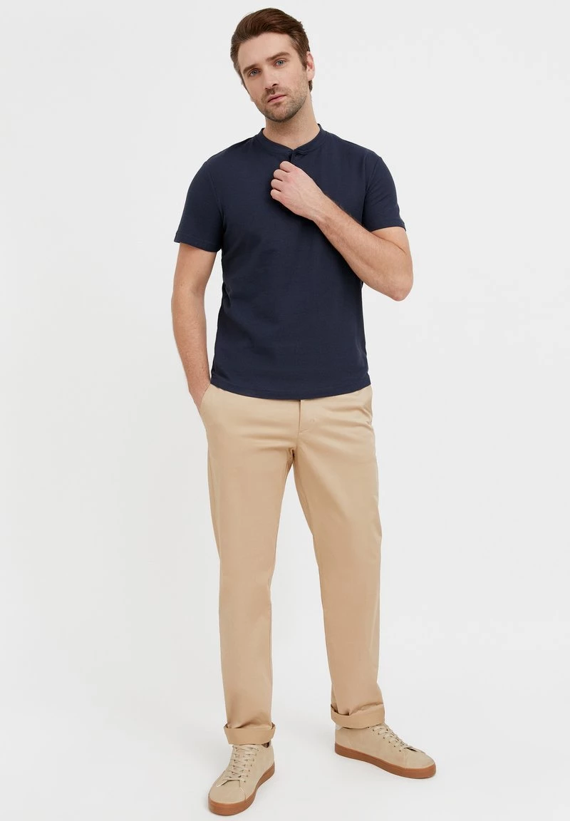 Finn Flare Herren T-Shirt Basic - Dark Blue 4 Finn Flare Herren T-Shirt Basic - Dark Blue – Bild 2