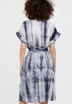 Finn Flare Damen Blusenkleid - Dark Blue -Finn Flare Verkaufsladen 5b15927adf44403394f94b0b7e3f474f