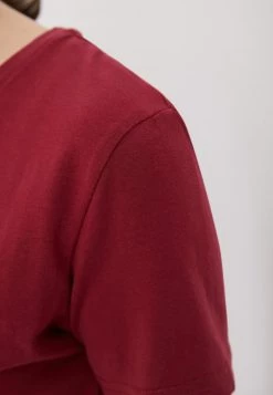 Finn Flare Damen T-Shirt Basic - Dark Red 10 Finn Flare Damen T-Shirt Basic - Dark Red -Finn Flare Verkaufsladen 5eac4c86e400472f9415ed8ffc94b988