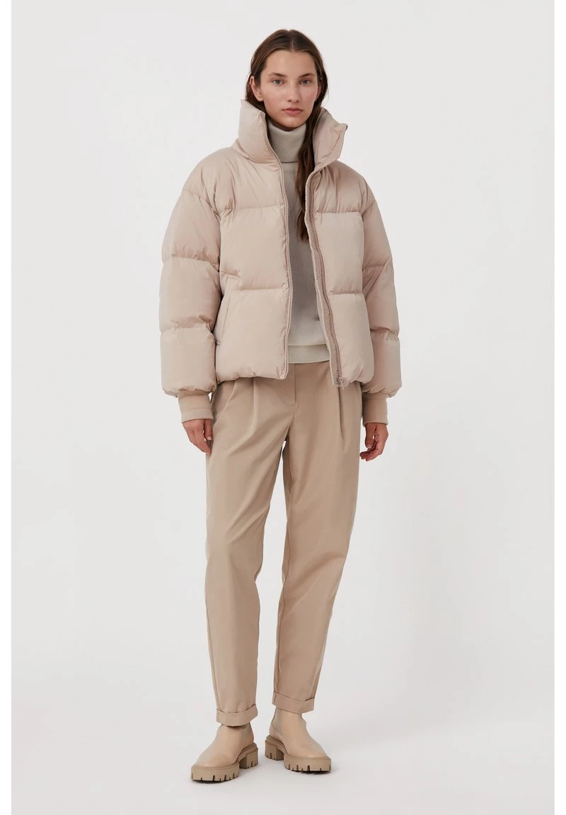 Finn Flare Daunenjacke - Beige | Damen 4 Finn Flare Daunenjacke - Beige | Damen – Bild 2