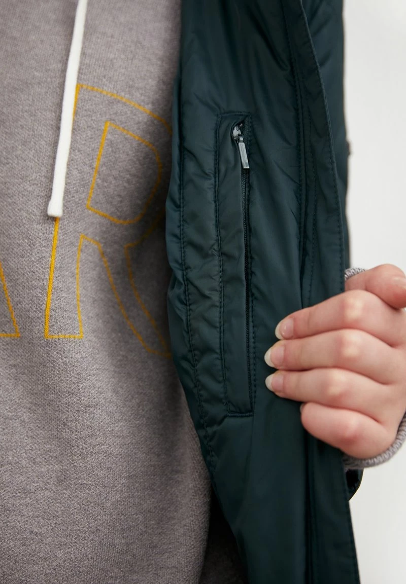 Finn Flare Wintermantel - Dark Green | Damen 7 Finn Flare Wintermantel - Dark Green | Damen – Bild 5