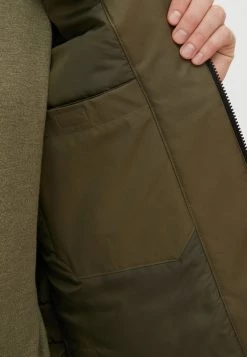 Finn Flare Herren Outdoorjacke - Dark Green 14 Finn Flare Herren Outdoorjacke - Dark Green -Finn Flare Verkaufsladen 6c9093b56da94f0899b080b7a7e89e50