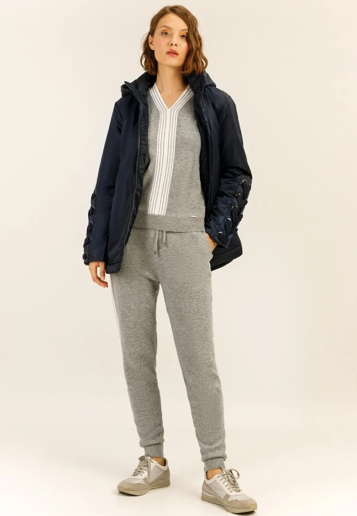 Finn Flare Damen MIT DEKORATIVER SCHNÜRUNG - Wintermantel - Cosmic Blue 4 Finn Flare Damen MIT DEKORATIVER SCHNÜRUNG - Wintermantel - Cosmic Blue – Bild 2