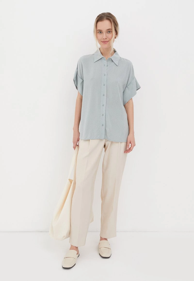 Finn Flare Hemdbluse - Green | Damen 4 Finn Flare Hemdbluse - Green | Damen – Bild 2