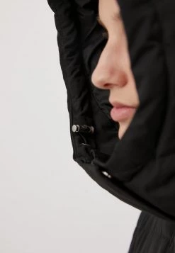 Finn Flare Damen Winterjacke - Black 17 Finn Flare Damen Winterjacke - Black -Finn Flare Verkaufsladen 7bb2caf256024d829ff4a1aae4b5365f