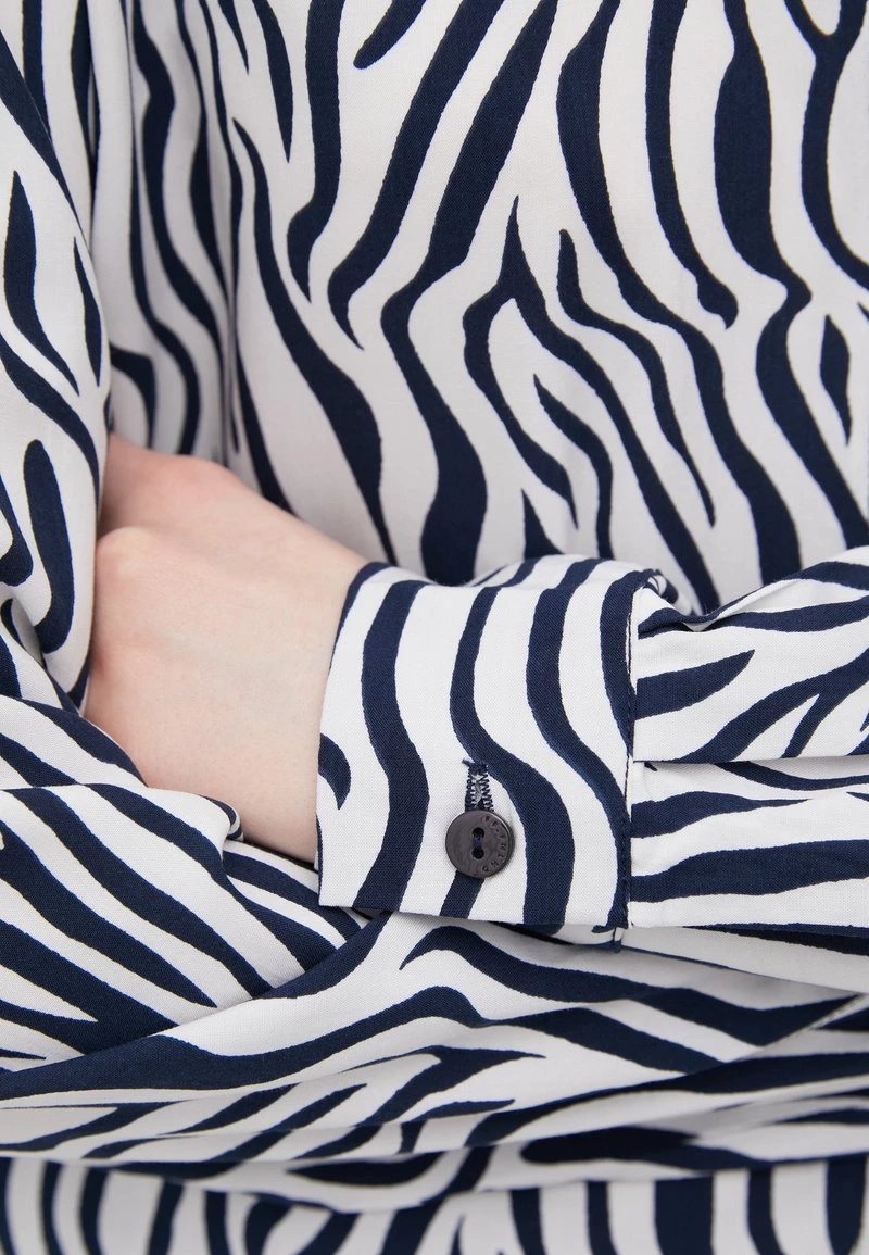 Finn Flare Damen Hemdbluse - White/blue 5 Finn Flare Damen Hemdbluse - White/blue – Bild 3