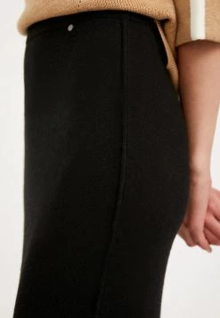 Finn Flare Damen Bleistiftrock - Black 13 Finn Flare Damen Bleistiftrock - Black -Finn Flare Verkaufsladen 8c1a57831728449db3b571f124dbbf9d