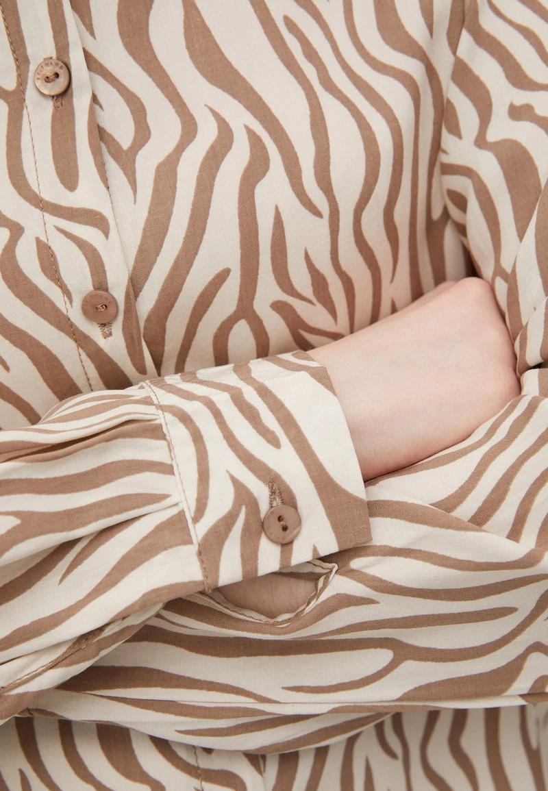 Finn Flare Damen Hemdbluse - Tan 4 Finn Flare Damen Hemdbluse - Tan – Bild 2