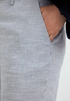 Finn Flare Damen Chino - White 12 Finn Flare Damen Chino - White -Finn Flare Verkaufsladen 9533a16d20db44e6ade8b63d760dd025