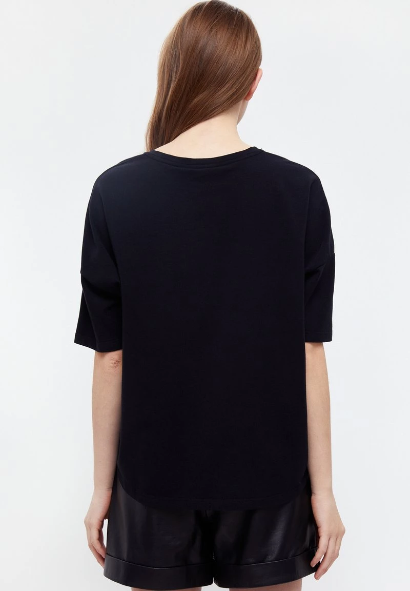 Finn Flare Damen T-Shirt Basic - Black 6 Finn Flare Damen T-Shirt Basic - Black – Bild 4