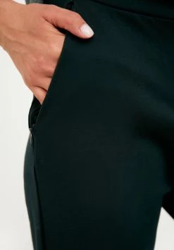 Finn Flare Damen Stoffhose - Dark Green -Finn Flare Verkaufsladen b34e691cc93249ed8579dfac7dbe0a3e