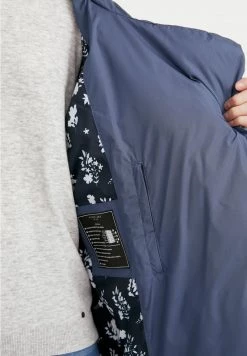 Finn Flare Damen Winterjacke - Light Blue 13 Finn Flare Damen Winterjacke - Light Blue -Finn Flare Verkaufsladen b38887bdb23d4bdea74ca56ceacdf90f