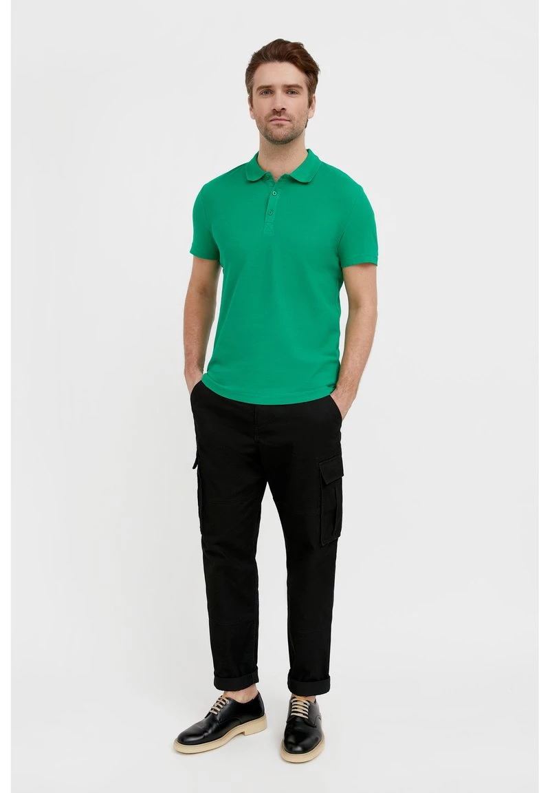 Finn Flare Poloshirt - Green | Herren 4 Finn Flare Poloshirt - Green | Herren – Bild 2