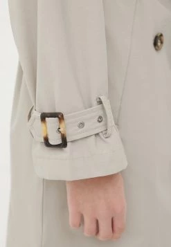 Finn Flare Trenchcoat - Grey | Damen 12 Finn Flare Trenchcoat - Grey | Damen -Finn Flare Verkaufsladen bc62235703a44affb3c99dd1c07eab2c