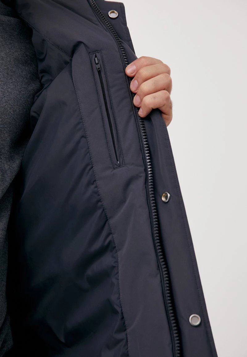 Finn Flare Übergangsjacke - Dark Grey | Herren 7 Finn Flare Übergangsjacke - Dark Grey | Herren – Bild 5