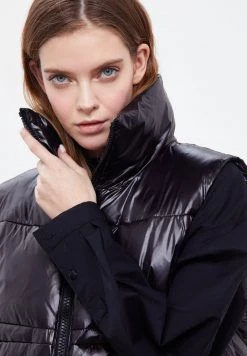 Finn Flare Damen Weste - Black 13 Finn Flare Damen Weste - Black -Finn Flare Verkaufsladen c9f112d3c88e4121bf0c77720e290815