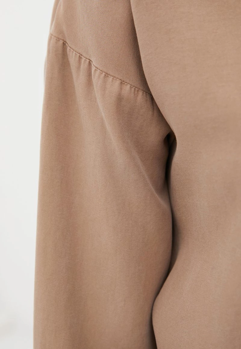 Finn Flare Jeanskleid - Dark Beige | Damen 8 Finn Flare Jeanskleid - Dark Beige | Damen – Bild 6