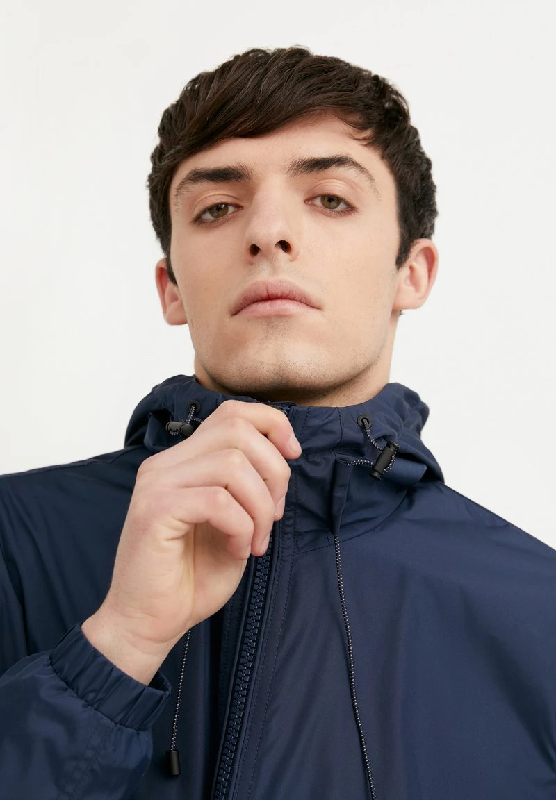 Finn Flare Herren Windbreaker - Dark Blue 7 Finn Flare Herren Windbreaker - Dark Blue – Bild 5