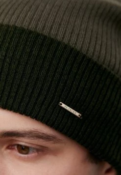 Finn Flare Mütze - Dark Green | Herren -Finn Flare Verkaufsladen e49ec663307f4371b9d7f86e1fa4ae6a
