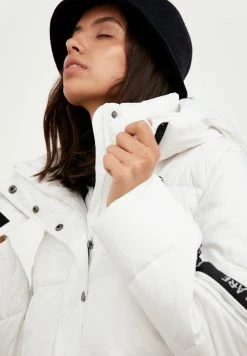 Finn Flare Damen Daunenjacke - White -Finn Flare Verkaufsladen e5008278cd7d4949a7f2e46e85eb4522