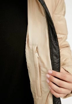 Finn Flare Damen Wintermantel - Beige 15 Finn Flare Damen Wintermantel - Beige -Finn Flare Verkaufsladen f7b5db0c30934612a0befa93a3deceaf